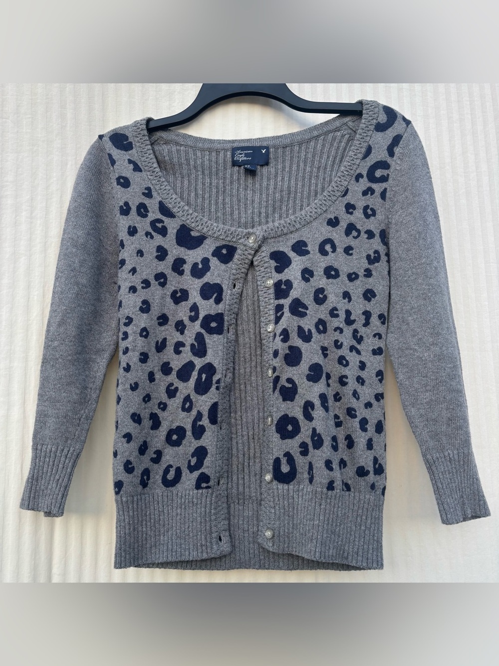 Y2K American Eagle Outfitters Gray and Navy Leopard-Print Cardigan
